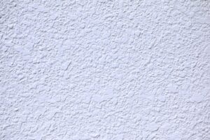 外壁塗装の上塗り塗装は、耐久性を高める重要な工程