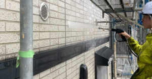 外壁塗装前に高圧洗浄が必須な理由を塗装専門家が解説！